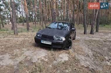 Ліфтбек Skoda Octavia 2003 в Харкові