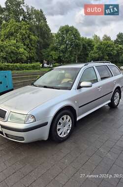 Универсал Skoda Octavia 2007 в Новояворовске