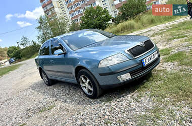Лифтбек Skoda Octavia 2007 в Харькове