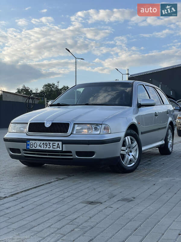 Skoda Octavia 2000