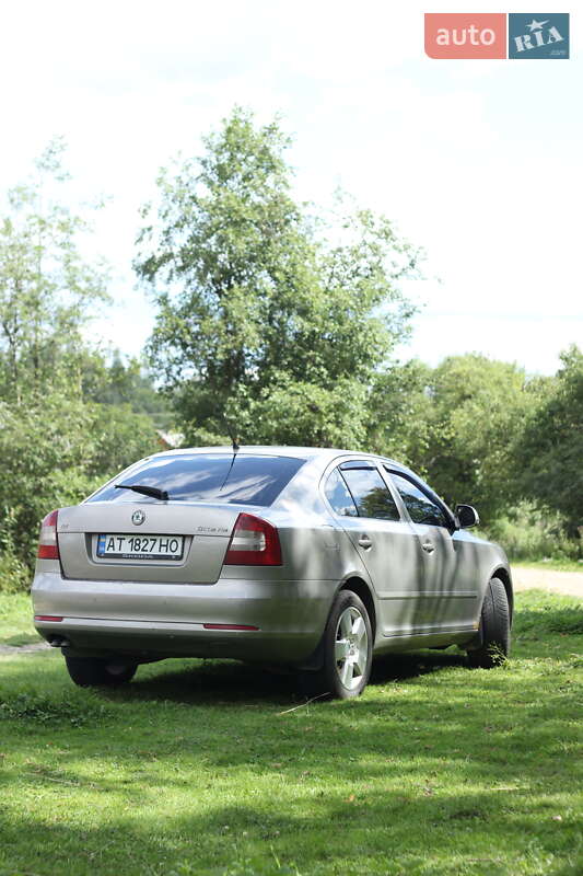 Лифтбек Skoda Octavia 2009 в Верховине