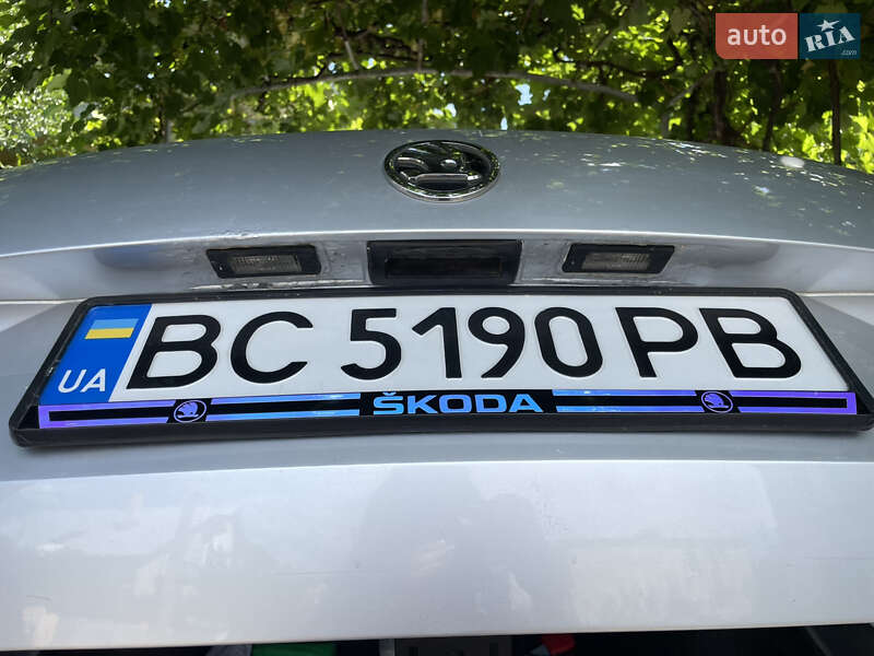 Лифтбек Skoda Octavia 2015 в Львове