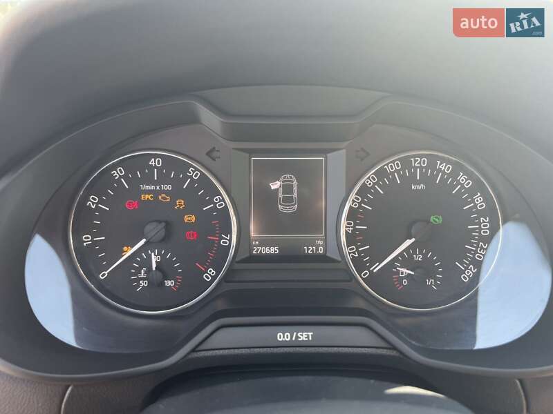 Лифтбек Skoda Octavia 2014 в Кропивницком