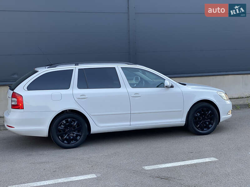 Універсал Skoda Octavia 2009 в Києві