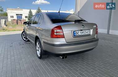 Лифтбек Skoda Octavia 2008 в 