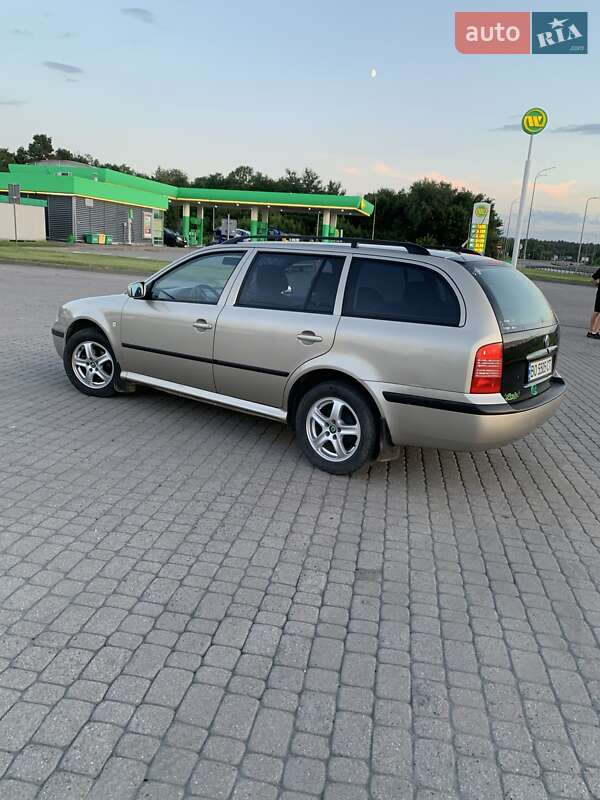 Універсал Skoda Octavia 2005 в Радивиліві