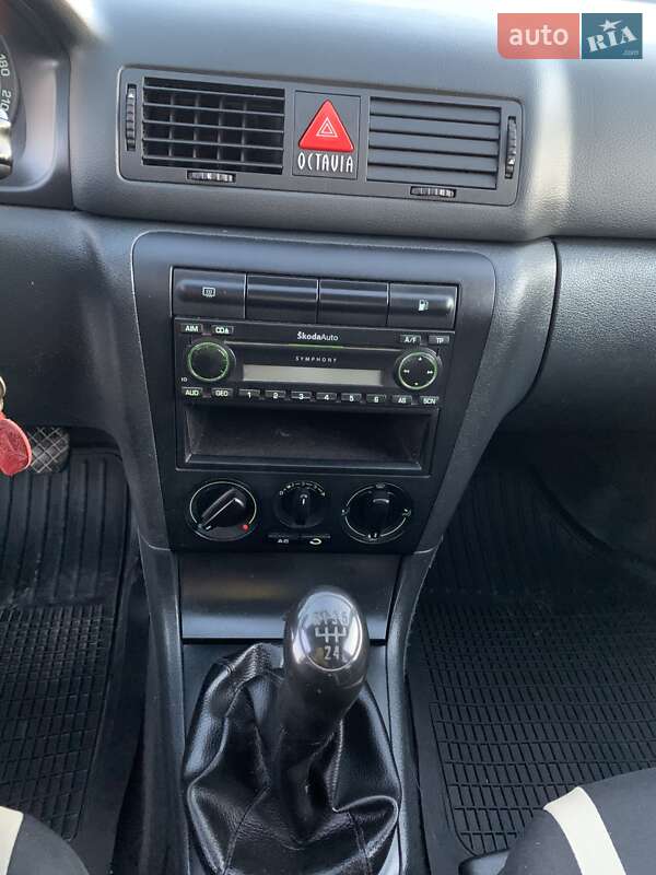 Універсал Skoda Octavia 2005 в Радивиліві