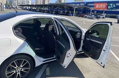 Лифтбек Skoda Octavia 2011 в 