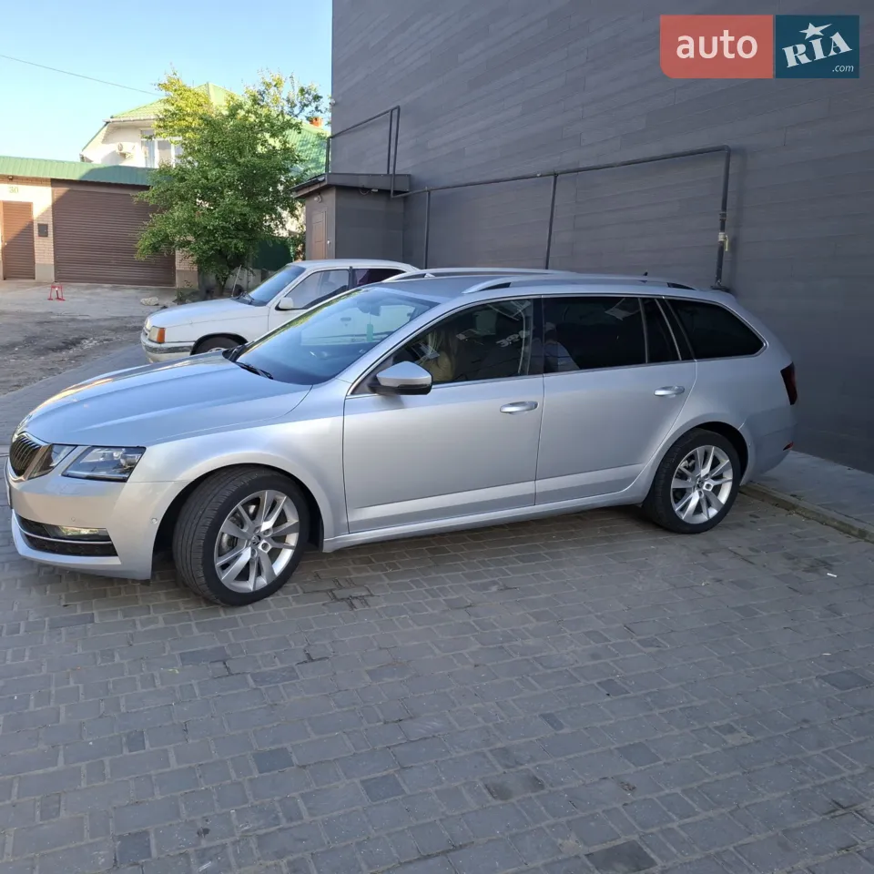 2017 Skoda Octavia - мініатюра 23