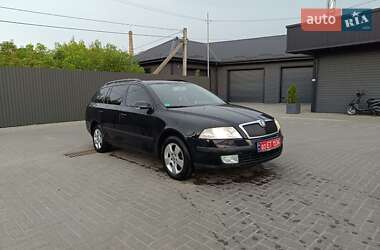 Универсал Skoda Octavia 2008 в Ровно