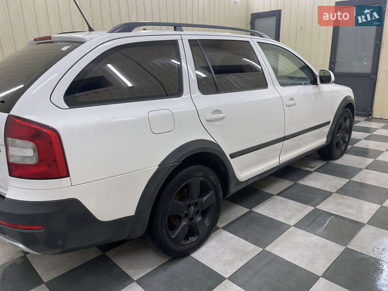 Универсал Skoda Octavia 2012 в Олевске