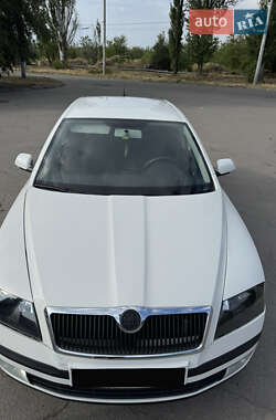 Лифтбек Skoda Octavia 2006 в 