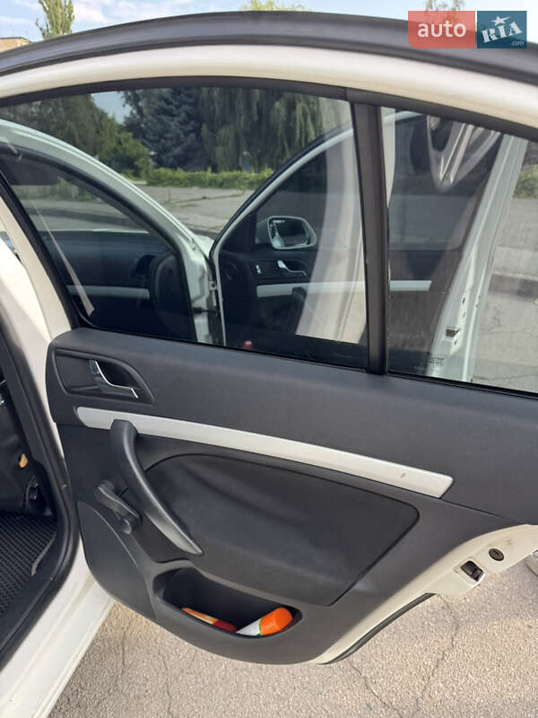 Ліфтбек Skoda Octavia 2006 в Кривому Розі