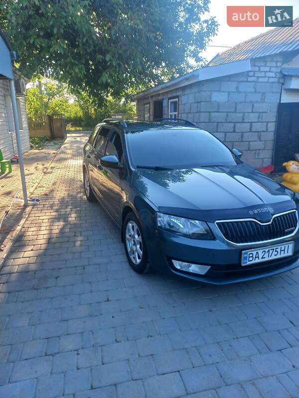 Универсал Skoda Octavia 2014 в Кропивницком