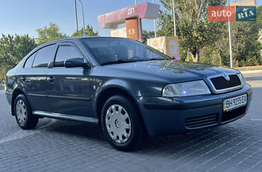 Лифтбек Skoda Octavia 2004 в Одессе