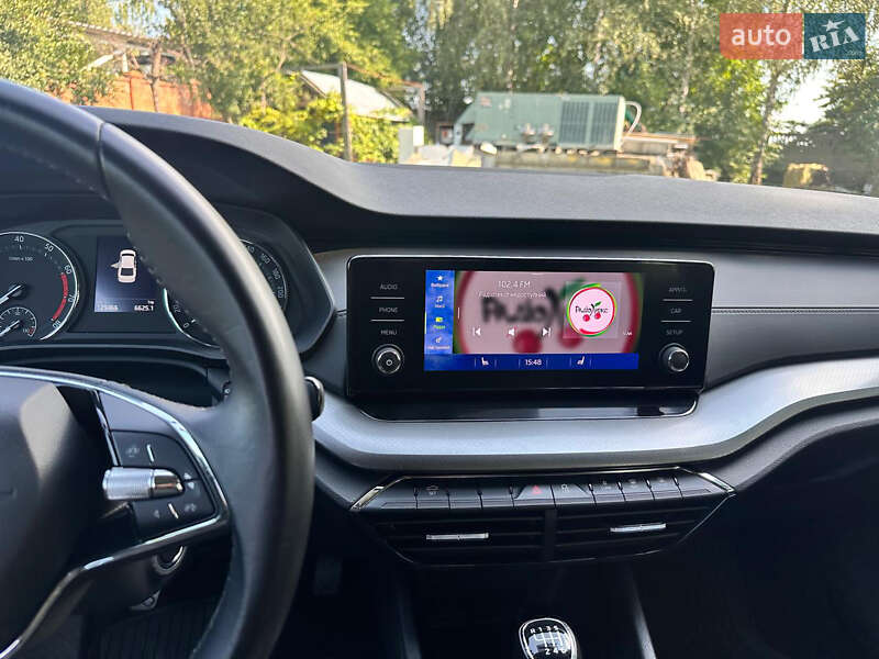 Ліфтбек Skoda Octavia 2021 в Чернівцях