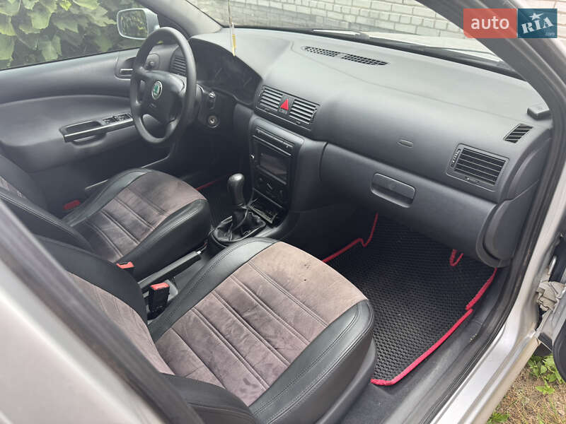 Лифтбек Skoda Octavia 2006 в Кролевце