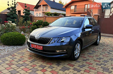 Универсал Skoda Octavia 2019 в Мукачево