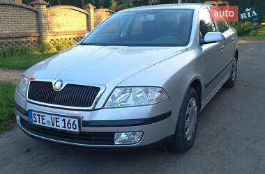 Лифтбек Skoda Octavia 2007 в Луцке