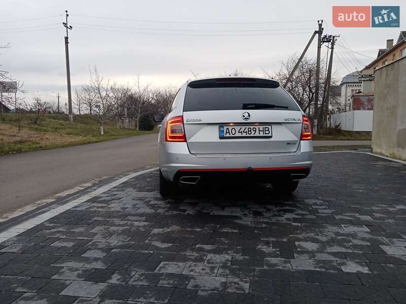 Універсал Skoda Octavia 2014 в Ужгороді
