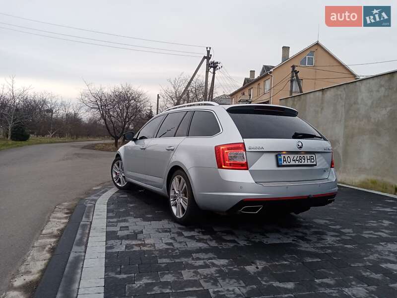 Універсал Skoda Octavia 2014 в Ужгороді