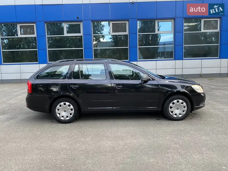 AUTO.RIA – Продам Шкода Октавия 2010 бензин 1.6 универсал бу
