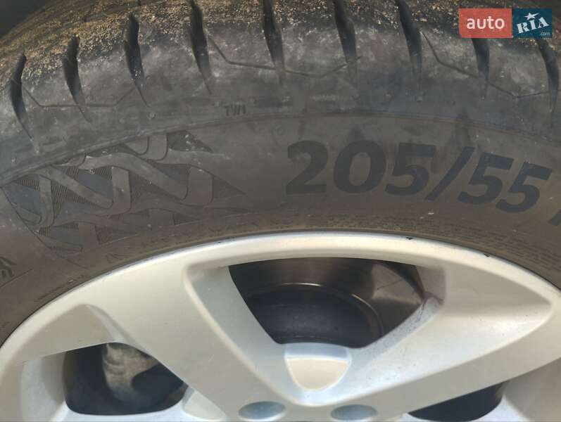 Універсал Skoda Octavia 2013 в Мамаївцах