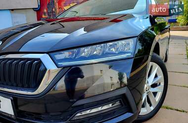 Ліфтбек Skoda Octavia 2022 в Кривому Розі