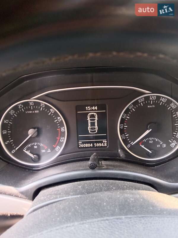 Универсал Skoda Octavia 2012 в Вышгороде