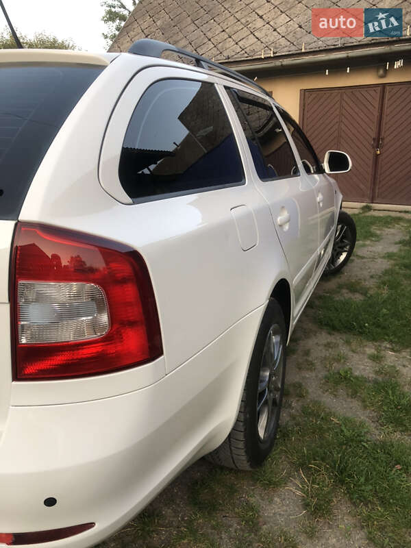 Универсал Skoda Octavia 2012 в Хусте