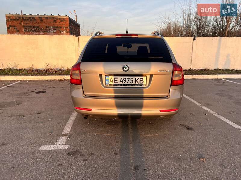 Универсал Skoda Octavia 2012 в Днепре