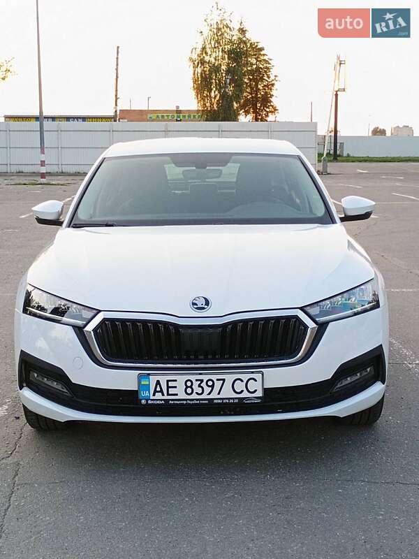Лифтбек Skoda Octavia 2023 в Днепре