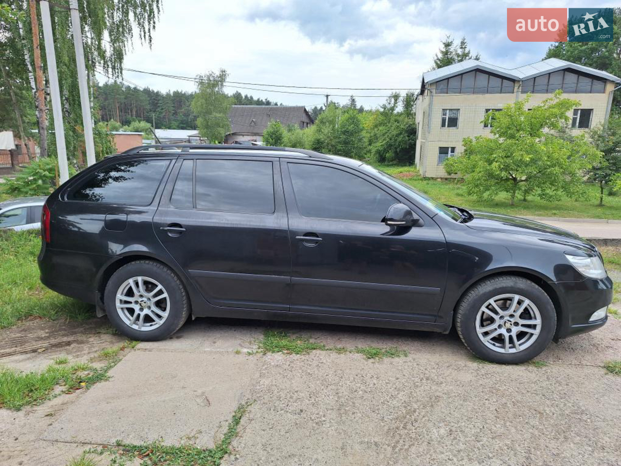 2010 Skoda Octavia - мініатюра 15