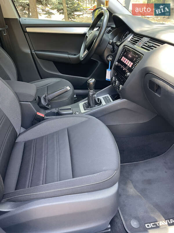Універсал Skoda Octavia 2019 в Кривому Розі фото 20 Універсал Skoda Octavia 2019 в Кривому Розі