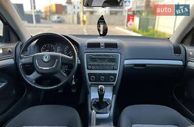 Лифтбек Skoda Octavia 2013 в 