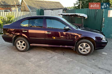 Лифтбек Skoda Octavia 1999 в 