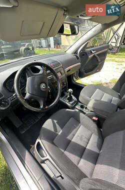 Универсал Skoda Octavia 2006 в Косове