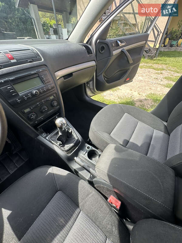Універсал Skoda Octavia 2006 в Косові фото 10 Універсал Skoda Octavia 2006 в Косові