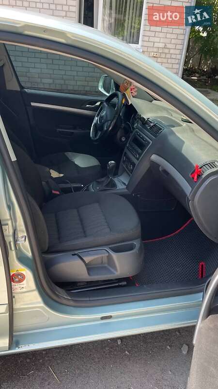 Ліфтбек Skoda Octavia 2009 в Гайсину