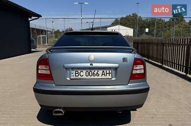 Ліфтбек Skoda Octavia 2004 в Львові