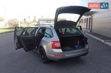Универсал Skoda Octavia 2013 в Кривом Роге