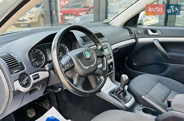 Лифтбек Skoda Octavia 2009 в 