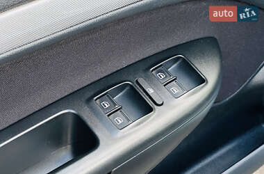 Лифтбек Skoda Octavia 2009 в 