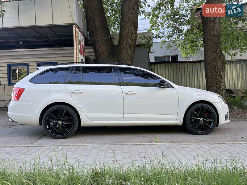 Универсал Skoda Octavia 2014 в Хмельницком
