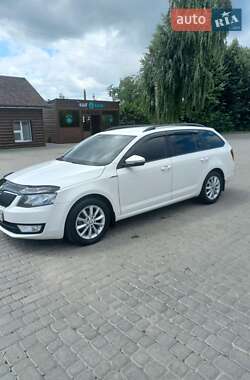 Универсал Skoda Octavia 2014 в Ильинцах