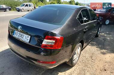 Лифтбек Skoda Octavia 2016 в Ужгороде