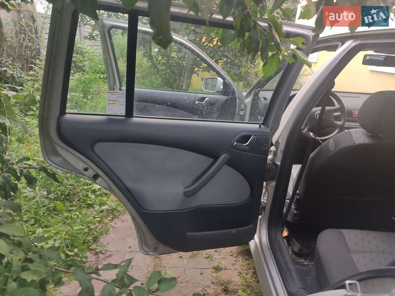 Универсал Skoda Octavia 2001 в Киеве