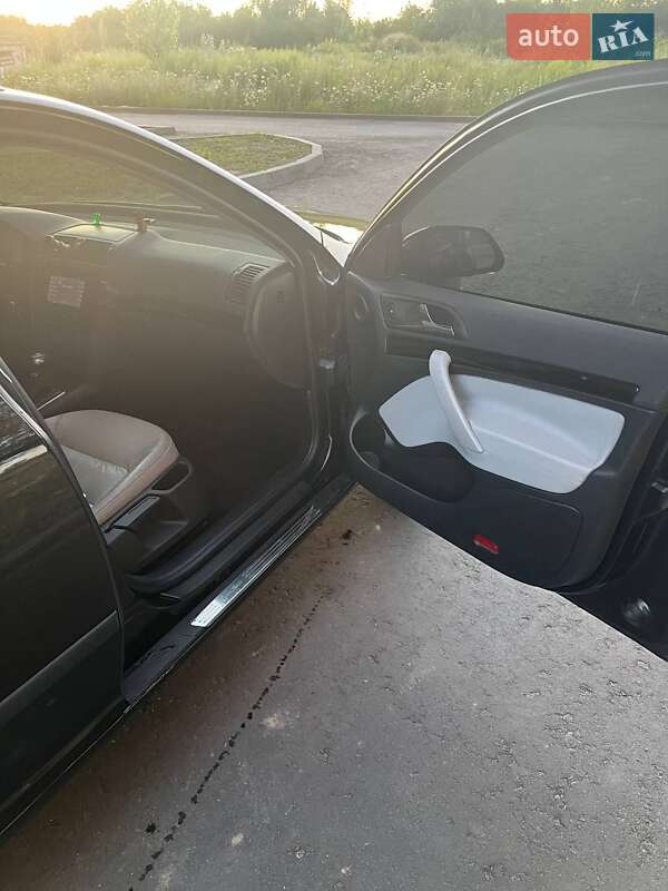 Універсал Skoda Octavia 2006 в Вишгороді