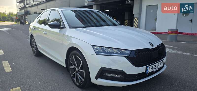 Лифтбек Skoda Octavia 2023 в Киеве