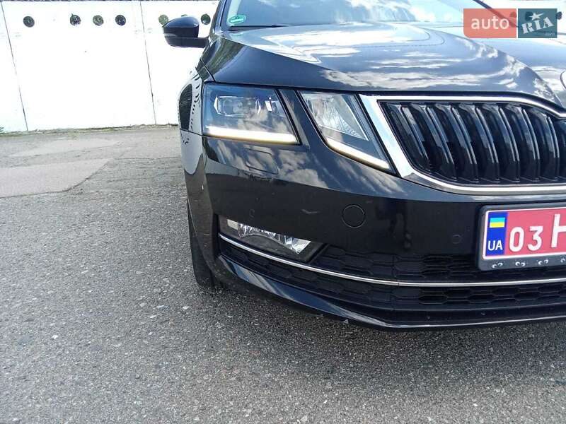 Универсал Skoda Octavia 2018 в Чернигове